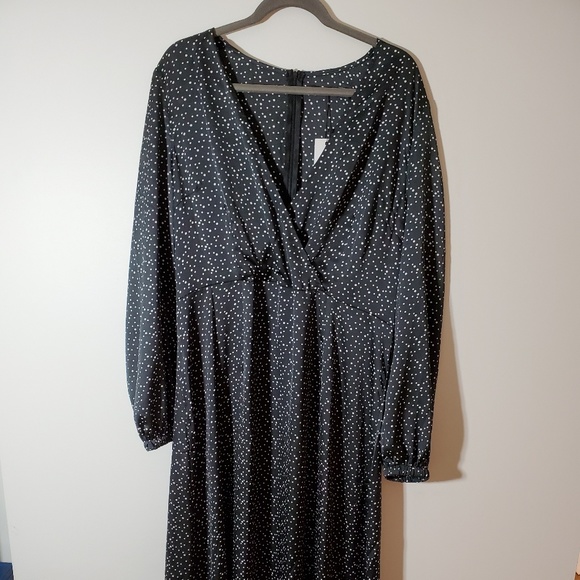 Boohoo Plus Dresses & Skirts - Boohoo Plus Spot Balloon Sleeve Wrap Dress